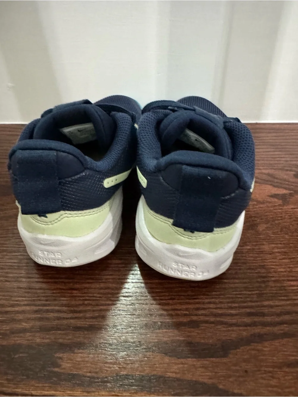 Nike Star Runner Navy Sneakers with Light Blue Accents